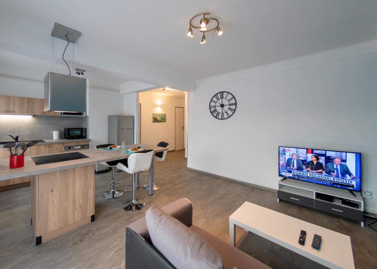 Appart'Hotel De La Gare Montbéliard Esterno foto