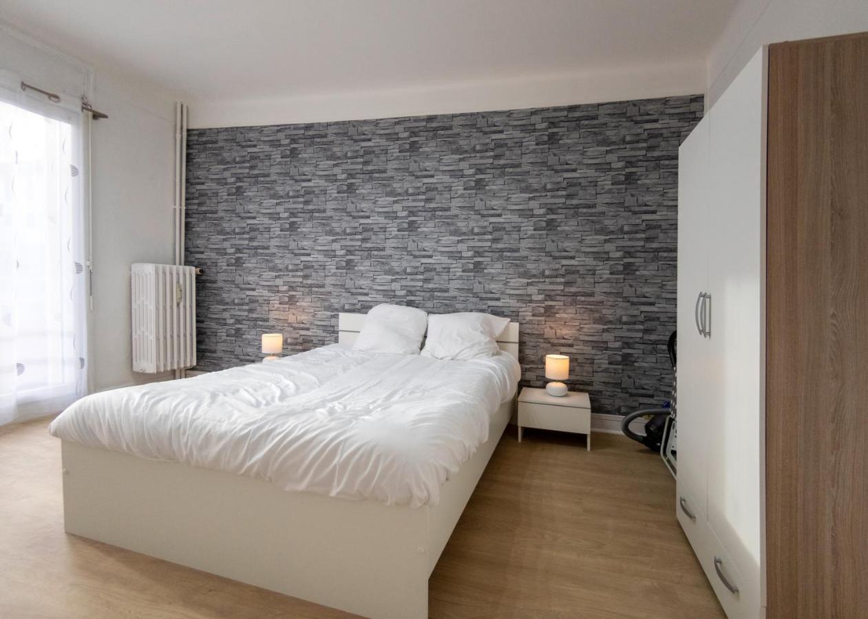Appart'Hotel De La Gare Montbéliard Esterno foto