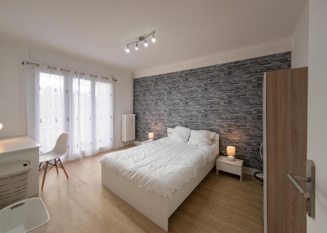 Appart'Hotel De La Gare Montbéliard Esterno foto